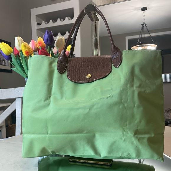 Longchamp Handbags - Longchamp Green and Brown Le Pliage Tote Bag Lightweight and Foldable
